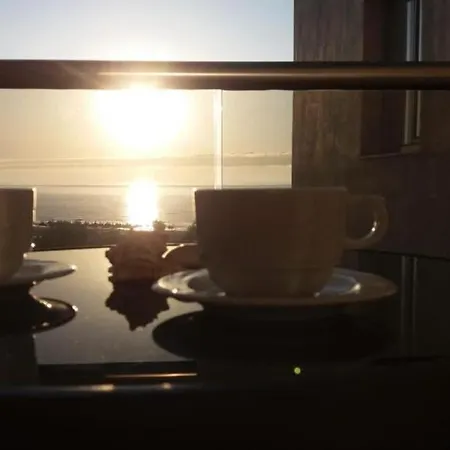 Sea View 公寓 *